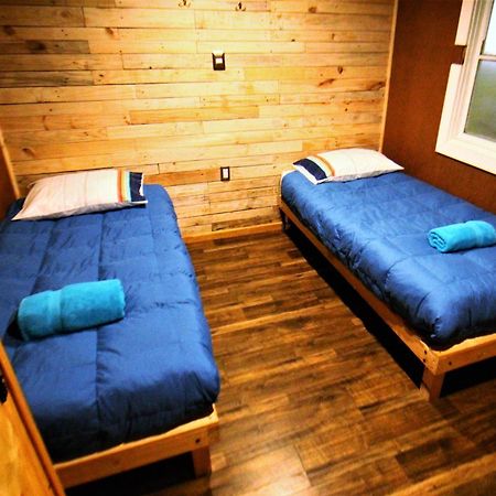 Corner Hostel Puerto Natales Bagian luar foto