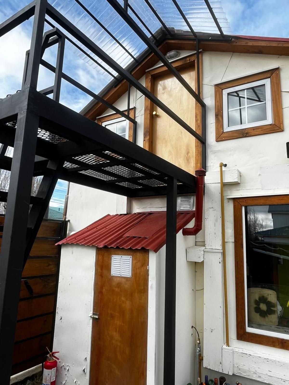 Corner Hostel Puerto Natales Bagian luar foto