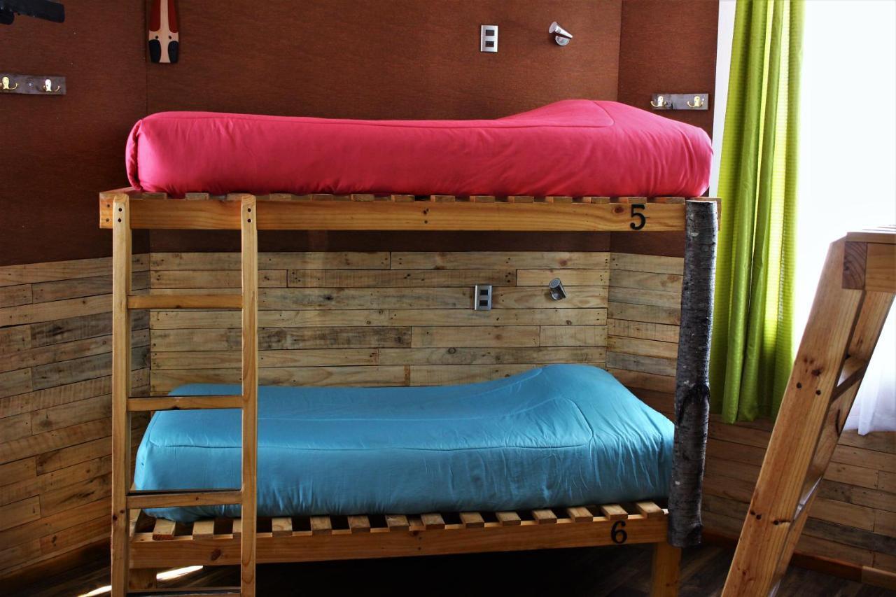Corner Hostel Puerto Natales Bagian luar foto