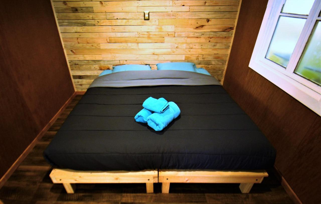 Corner Hostel Puerto Natales Bagian luar foto